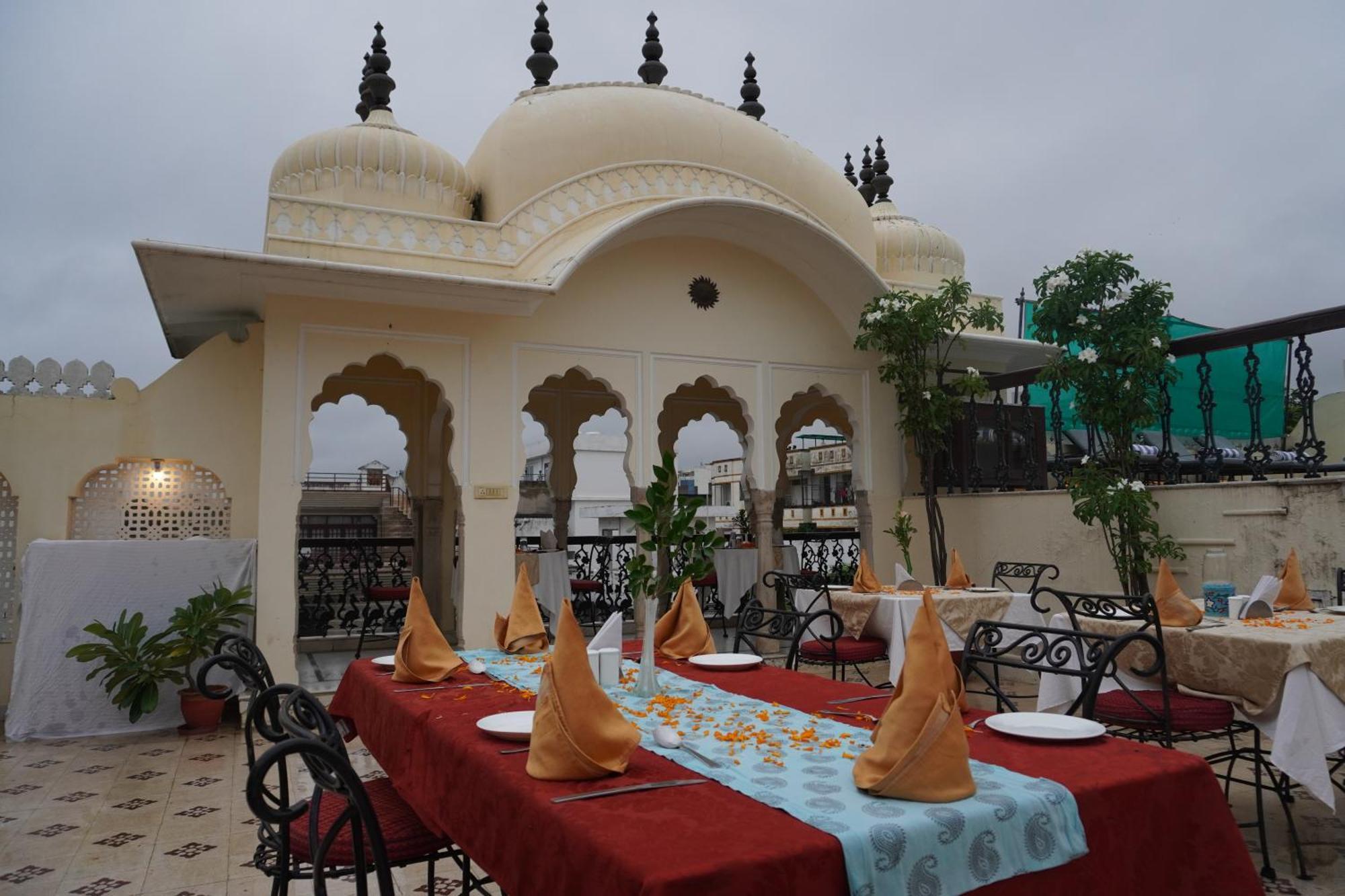 Khandela Haveli - A Boutique Heritage Hotel Jaipur Buitenkant foto