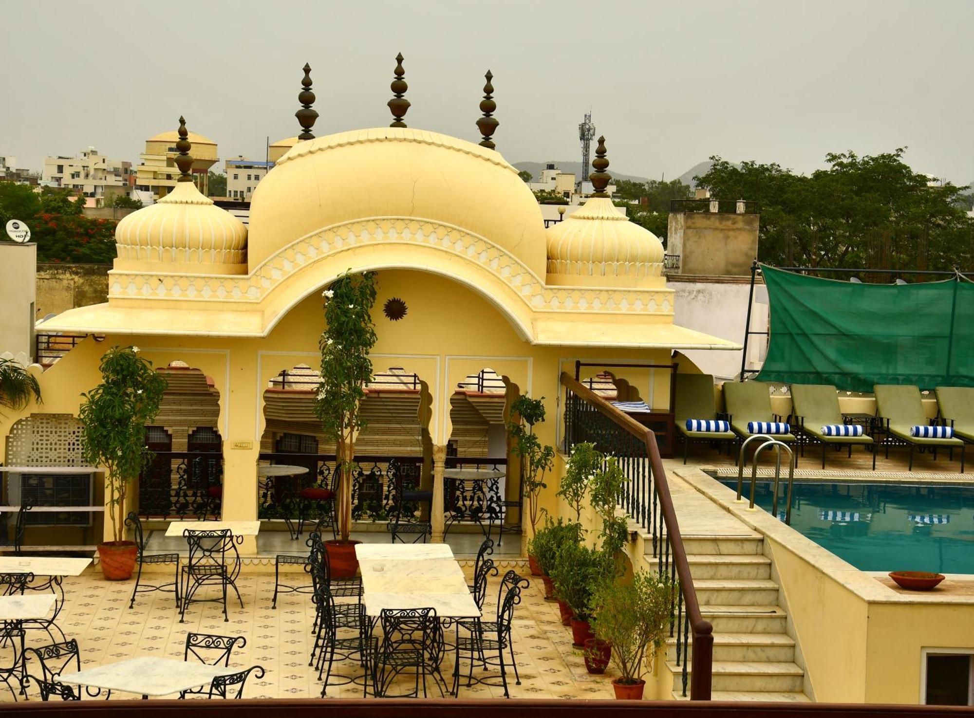 Khandela Haveli - A Boutique Heritage Hotel Jaipur Buitenkant foto