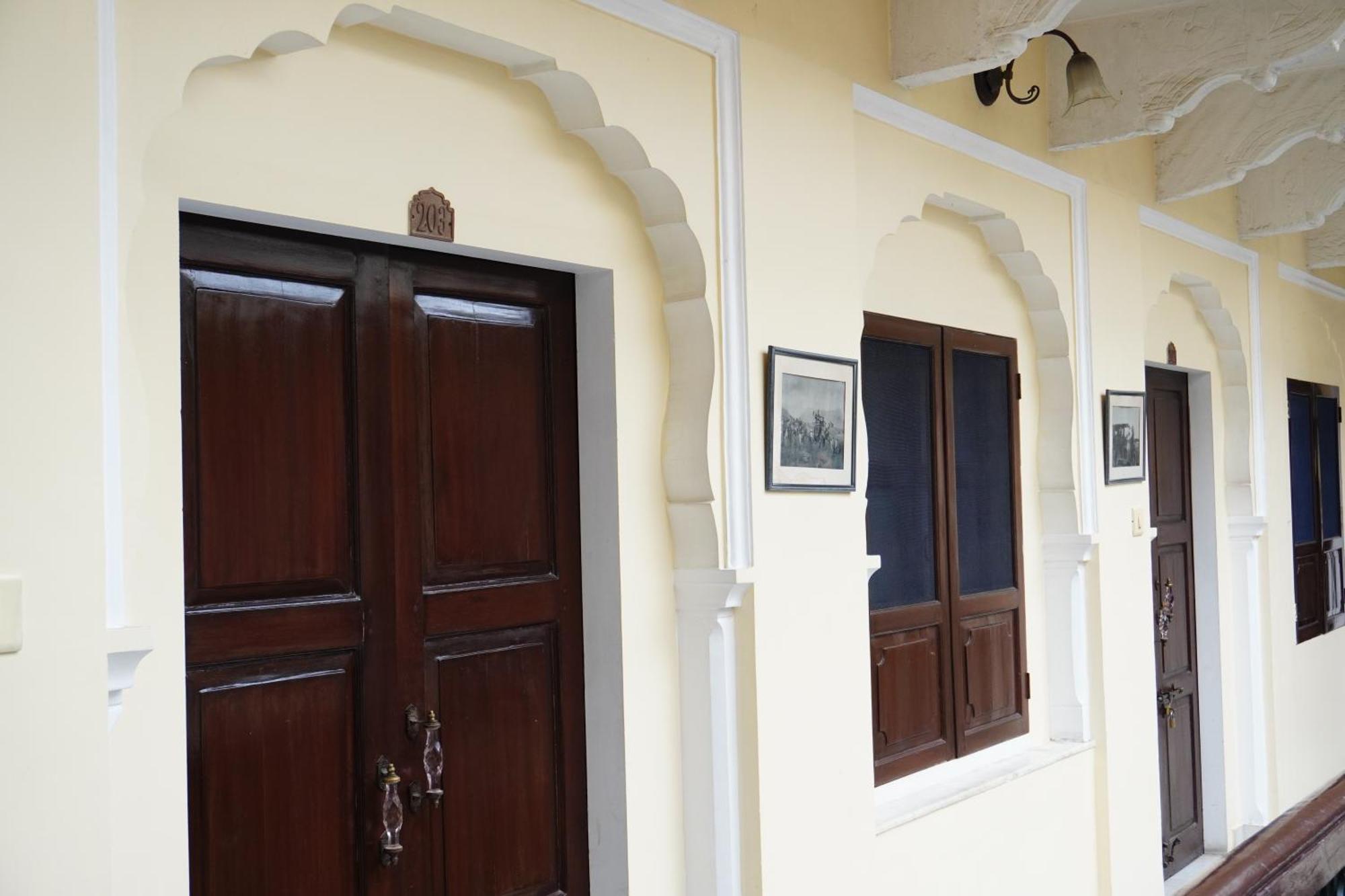 Khandela Haveli - A Boutique Heritage Hotel Jaipur Buitenkant foto