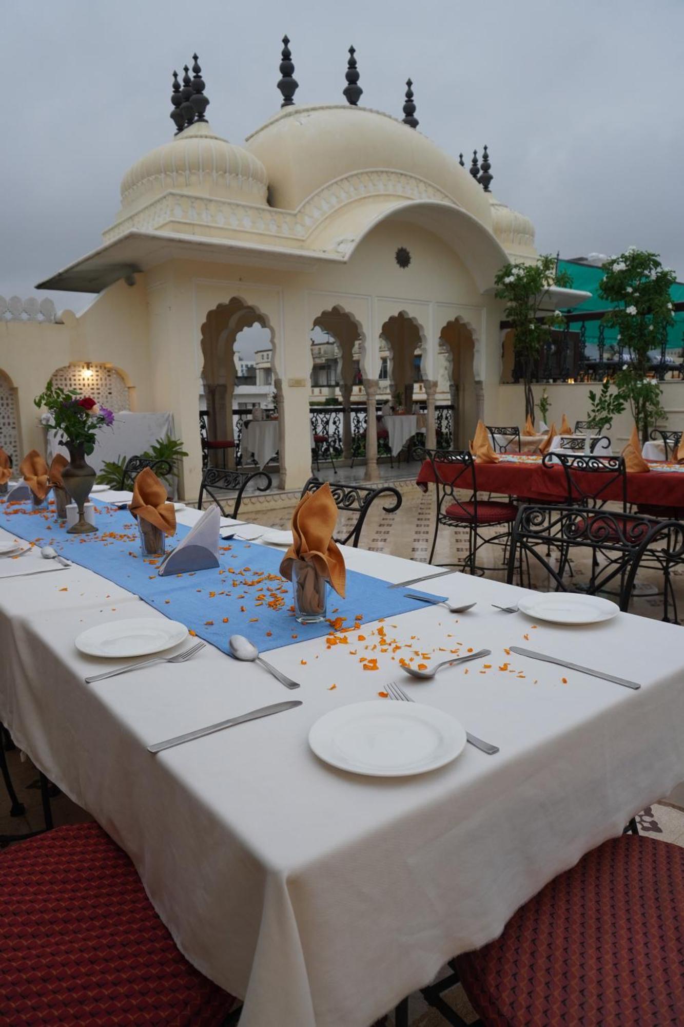 Khandela Haveli - A Boutique Heritage Hotel Jaipur Buitenkant foto